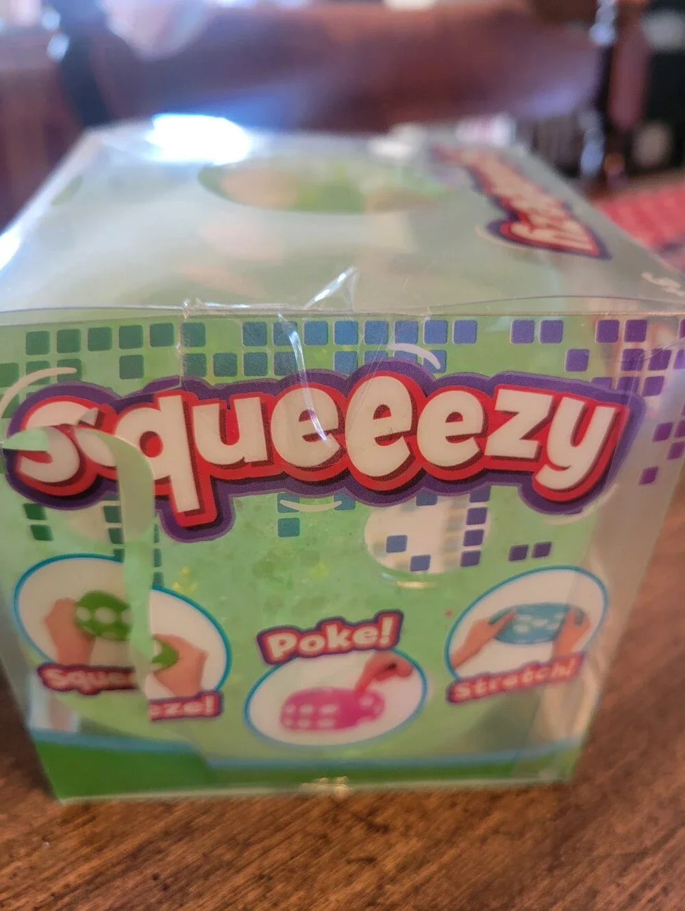 Green Glitte DICEr Squeeze Toy -